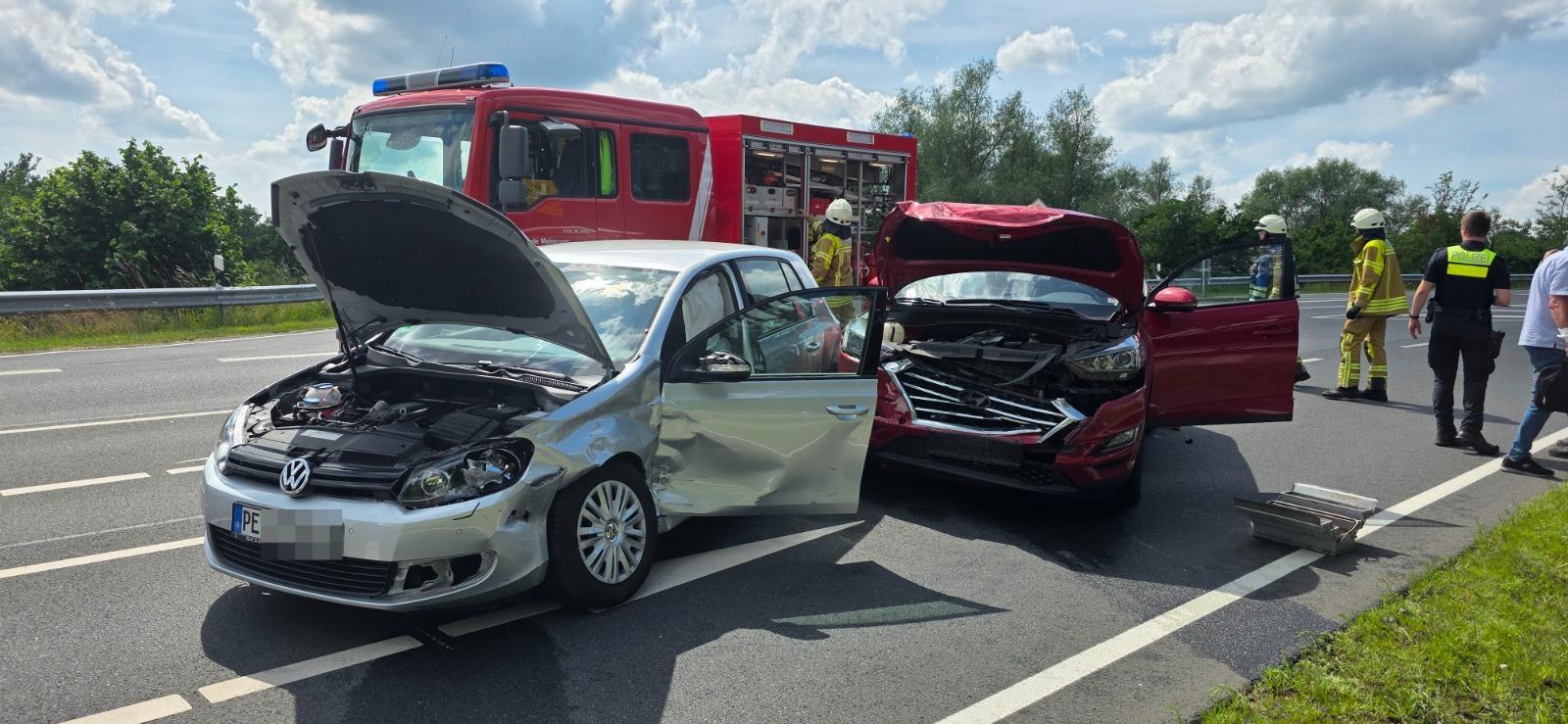Zwei Verletzte nach Zusammenstoß auf der B214 bei Ohof