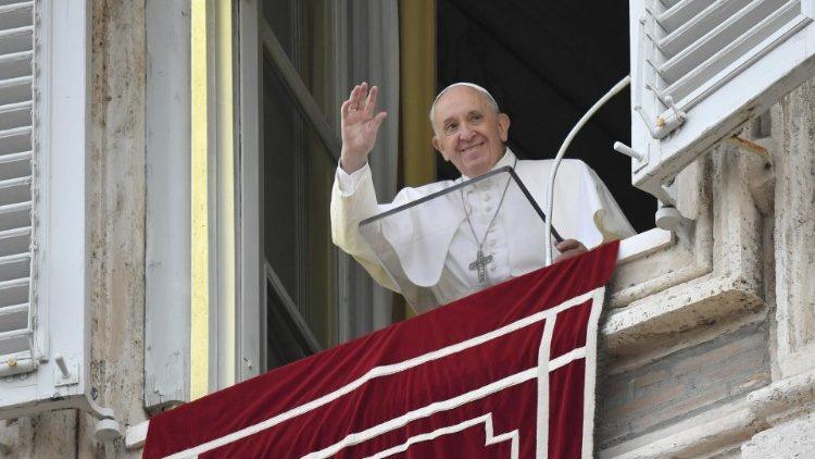 Discurso del Papa durante el Ángelusde este 11 de febrero