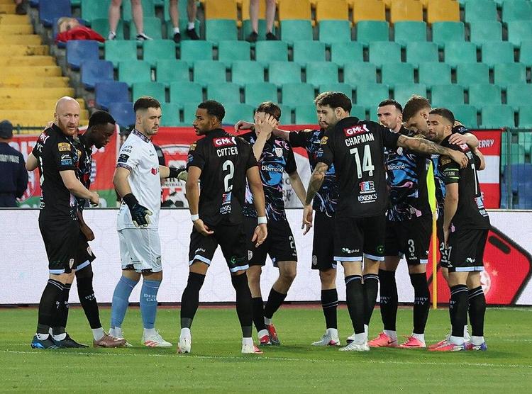 Derry City receive suspended stadium closure after Europa League crowd trouble