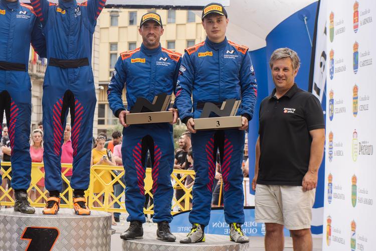 El equipo Asturdai suma un nuevo podio con Adrián Blanco en el Rallye de Ourense