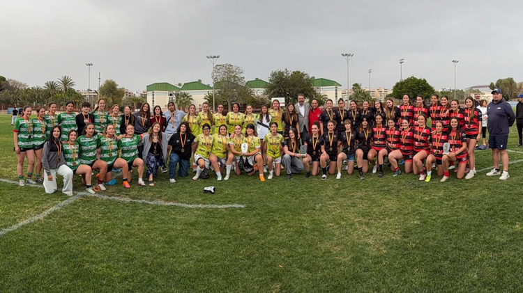 Elche acoge una brillante jornada del Campeonato M17 Femenino de Rugby
