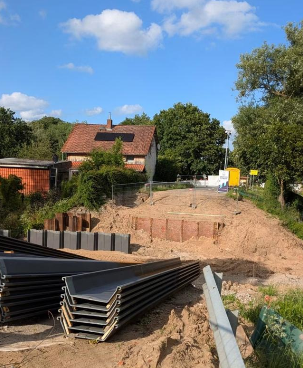 Unerwartete Hindernisse bei Brückenneubau an der L283 – Bauzeit derzeit unklar
