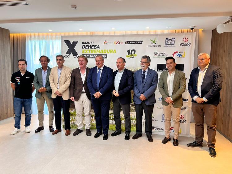 Se presenta la décima Baja TT Dehesa de Extremadura en Badajoz
