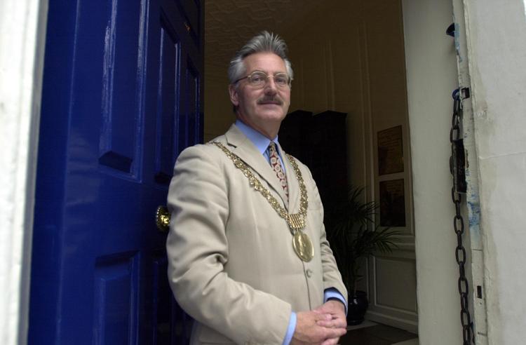 Tributes following death of former Lord Mayor who served Dublin ‘with distinction’
