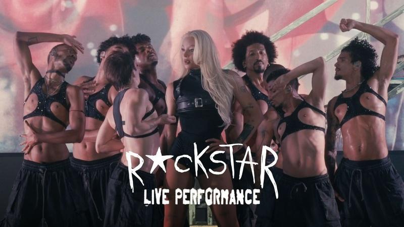 Pabllo Vittar lança a live performance de "ROCKSTAR"