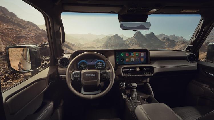 Toyota Land Cruiser estrena el acabado GX desde 66.500 euros con llantas de 18 y pantalla de 9 pulgadas