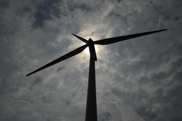A cento metri di profondità: Gran Canaria ospiterà la turbina eolica marina galleggiante più potente di Spagna