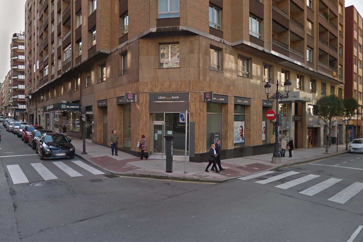 Cajero Liberbank Oviedo - M. Teverga