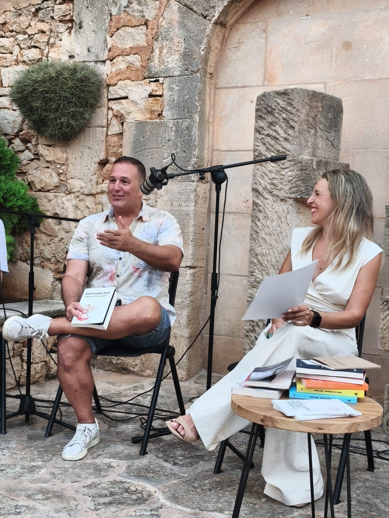 Jovi Lozano-Seser explora la precarietat i els límits de la moral en la premiada ‘Una novel·leta porno’