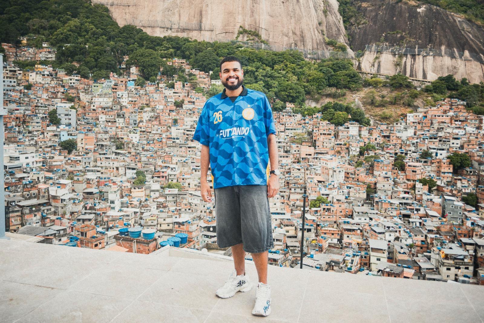 De volta às suas raízes, Yan promove Dia das Crianças com brinquedos, alimentos, música e convidados especiais na Zona Oeste do Rio