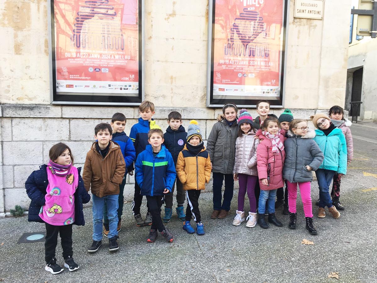 Roquefort : Les élèves de l’école privée de Roquefort au Théâtre de la Maison du Peuple