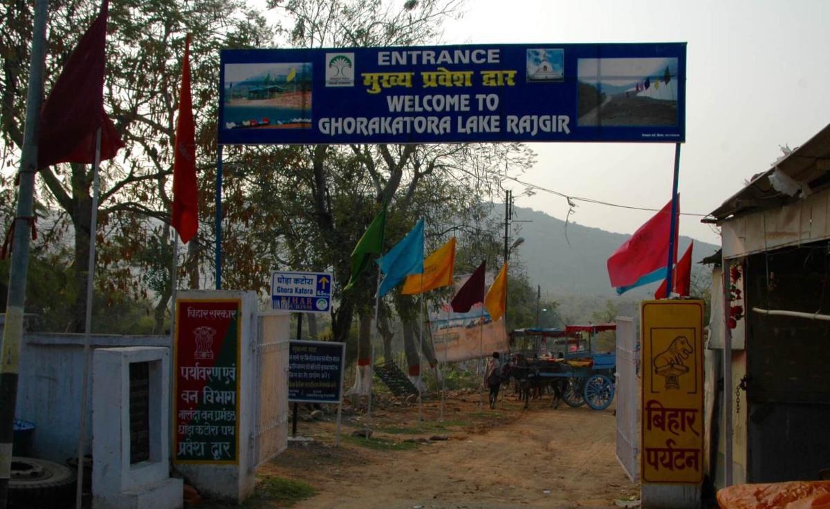 3-02 ท้าวสักกะและเทวดาเข้าเฝ้าพระพุทธเจ้า ณ ถ้ำอินทสาละ 3-02 ท้าวสักกะและเทวดาเข้าเฝ้าพระพุทธเจ้า ณ ถ้ำอินทสาละ