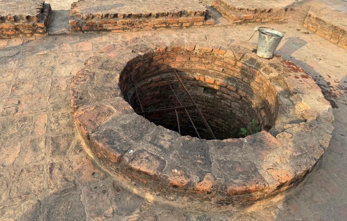 5-02 พระนางยโสธาราทรงผนวช 5-02 พระนางยโสธาราทรงผนวช