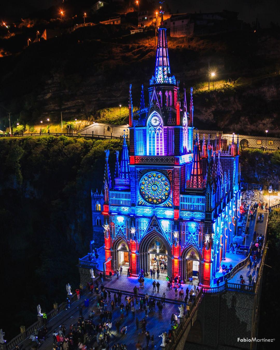 Las Lajas nocturno