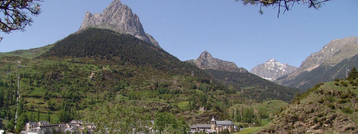 Valle de Tena Valle de Tena