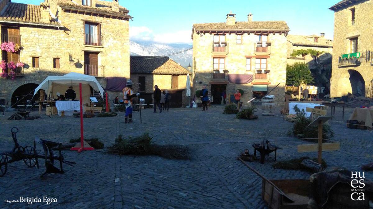 La Morisma de Aínsa la tradición hecha magia! La Morisma de Aínsa la tradición hecha magia!