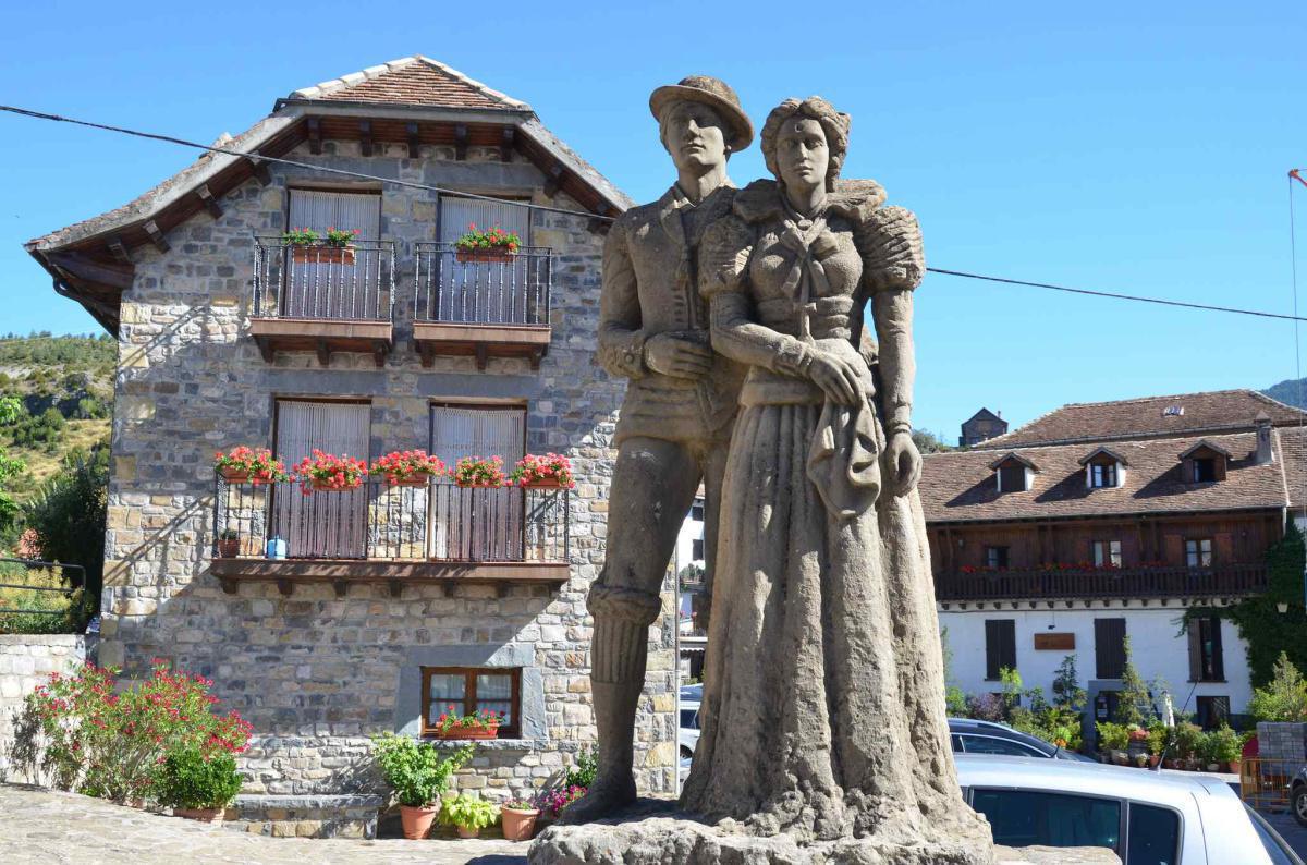 5 Cosas qué ver y qué hacer en Hecho 5 Cosas qué ver y qué hacer en Hecho