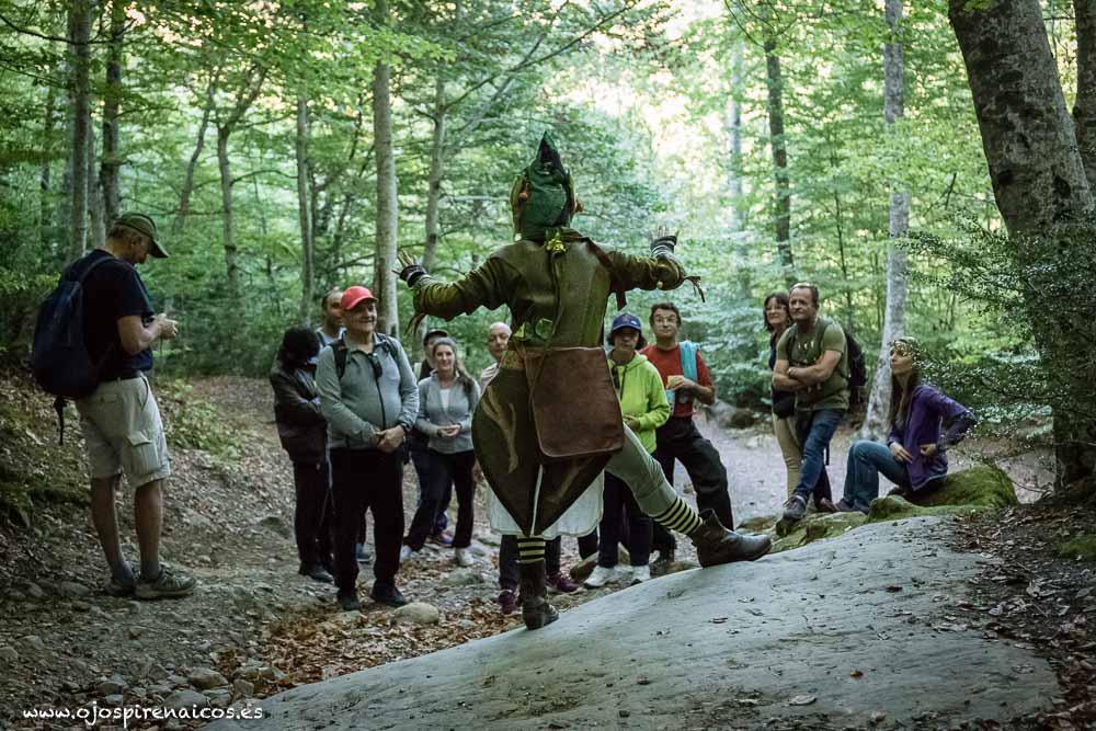 Excursiones teatralizadas por los bosques del Pirineo