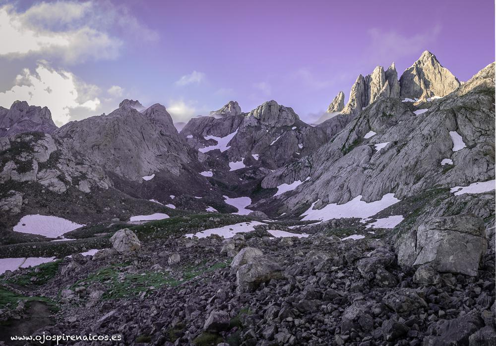 Travesía autónoma en los Valles Occidentales Travesía autónoma en los Valles Occidentales
