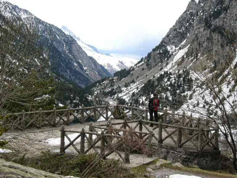 Ruta por los miradores más bonitos e impresionantes del Valle de Tena 😍🌲💦 Ruta por los miradores más bonitos e impresionantes del Valle de Tena 😍🌲💦