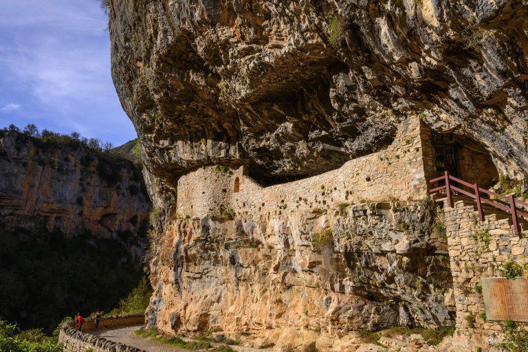 5 monumentos imposibles enclavados en roca en la provincia de Huesca 😲👏 5 monumentos imposibles enclavados en roca en la provincia de Huesca 😲👏
