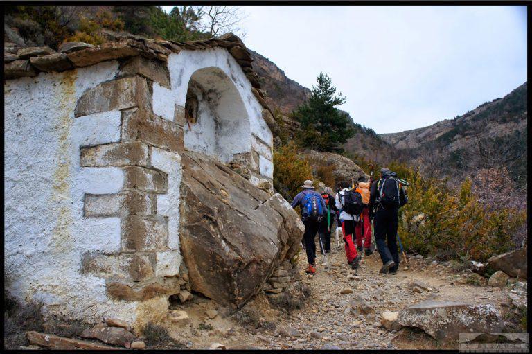 ⛪️ De ruta por las vertiginosas ermitas de Yebra de Basa y su espectacular cascada del Chorro 💦 ⛪️ De ruta por las vertiginosas ermitas de Yebra de Basa y su espectacular cascada del Chorro 💦