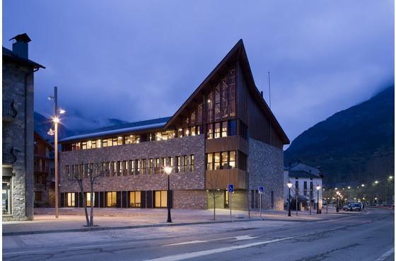 El Centro de Ciencias de Benasque (Huesca) Pedro Pascual pone en marcha su temporada de congresos