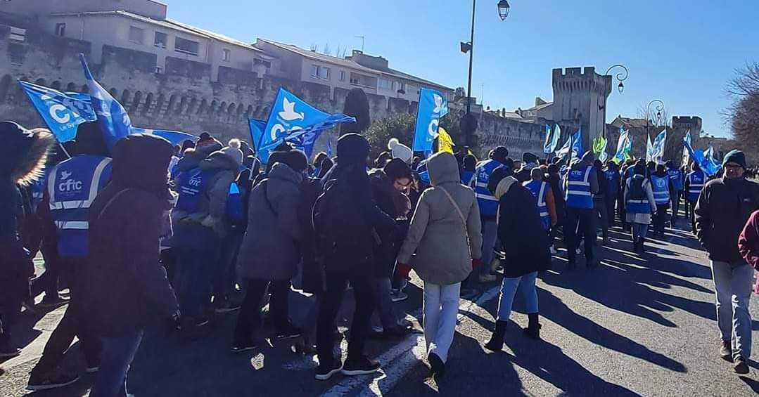 Encore plus nombreux en Avignon, la Cité papale est devenue la Cité Bleue 🥰