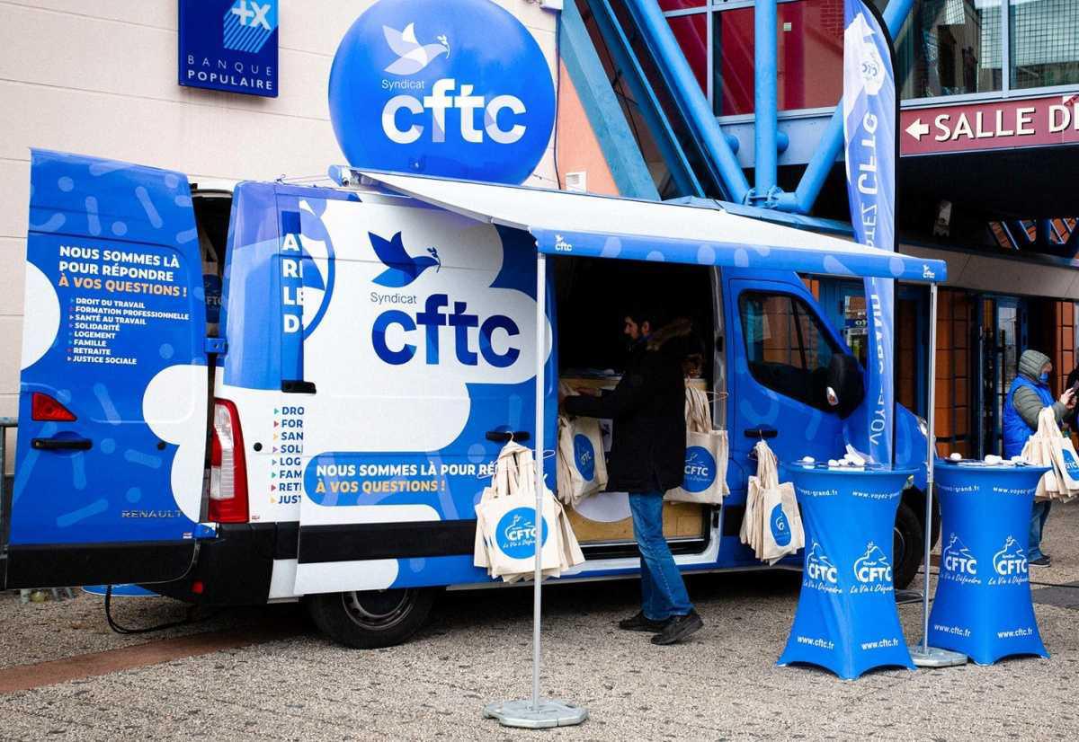 Distribution vendredi 6 décembre... Vous êtes libres ? Distribution vendredi 6 décembre... Vous êtes libres ?