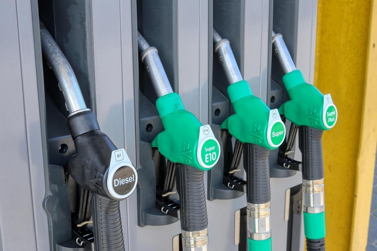 Et pourquoi pas demander une prime carburant ?