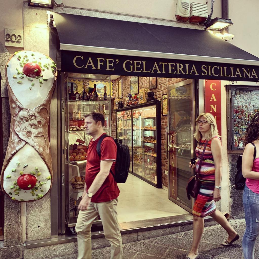 Fanaberia Cafè Gelateria Siciliana Fanaberia Cafè Gelateria Siciliana