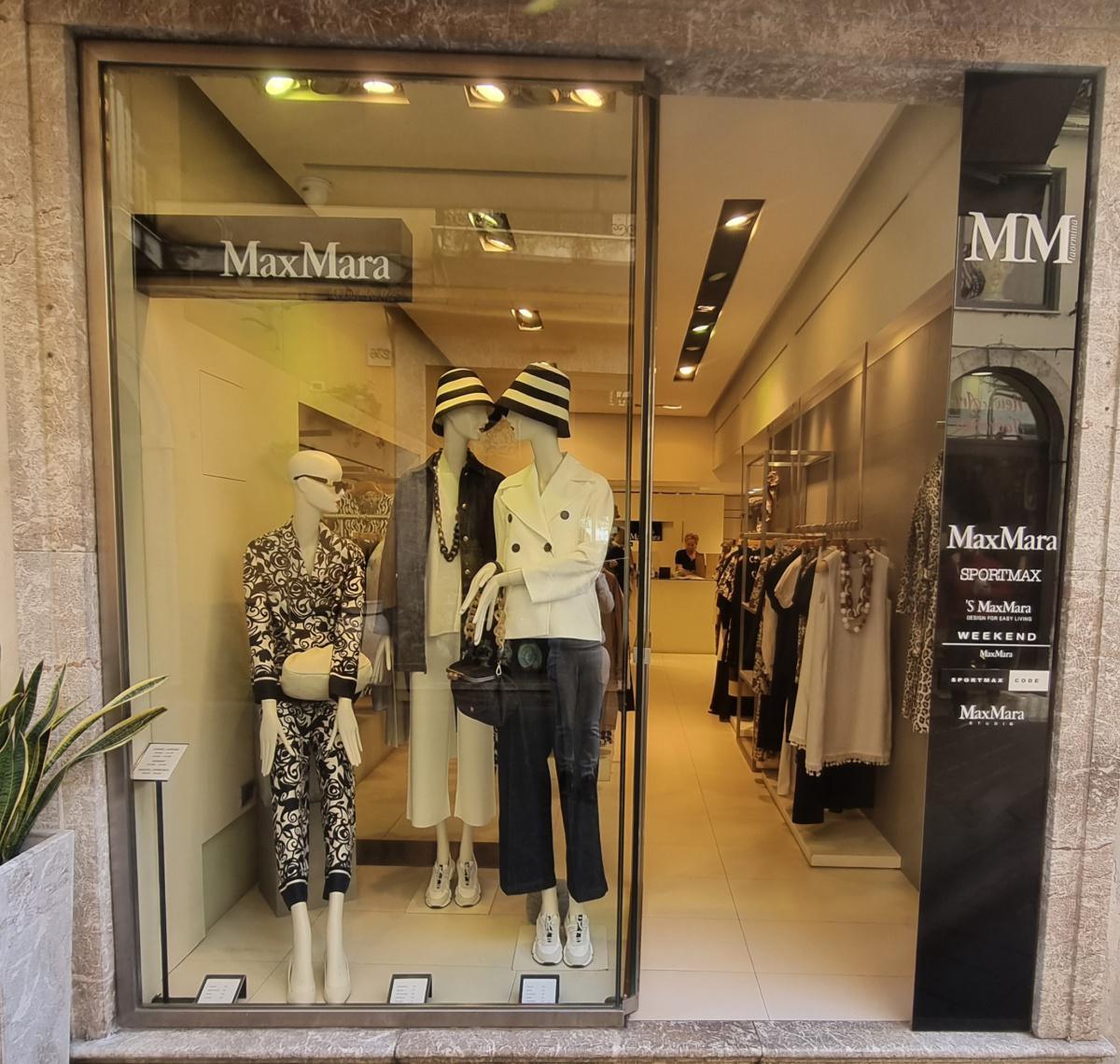  Max Mara