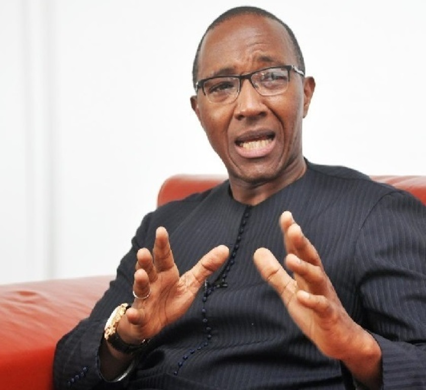 Abdoul Mbaye annonce sur Facebook le procès l'opposant à son ex-femme