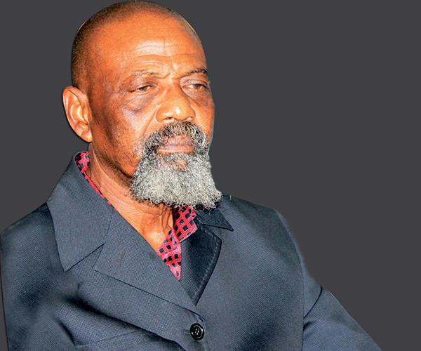 Pape Samba accuse ses ex-frères du PDS : «les libéraux sont assis sur des sacs d’argent, mais ils ne les sortent pas»
