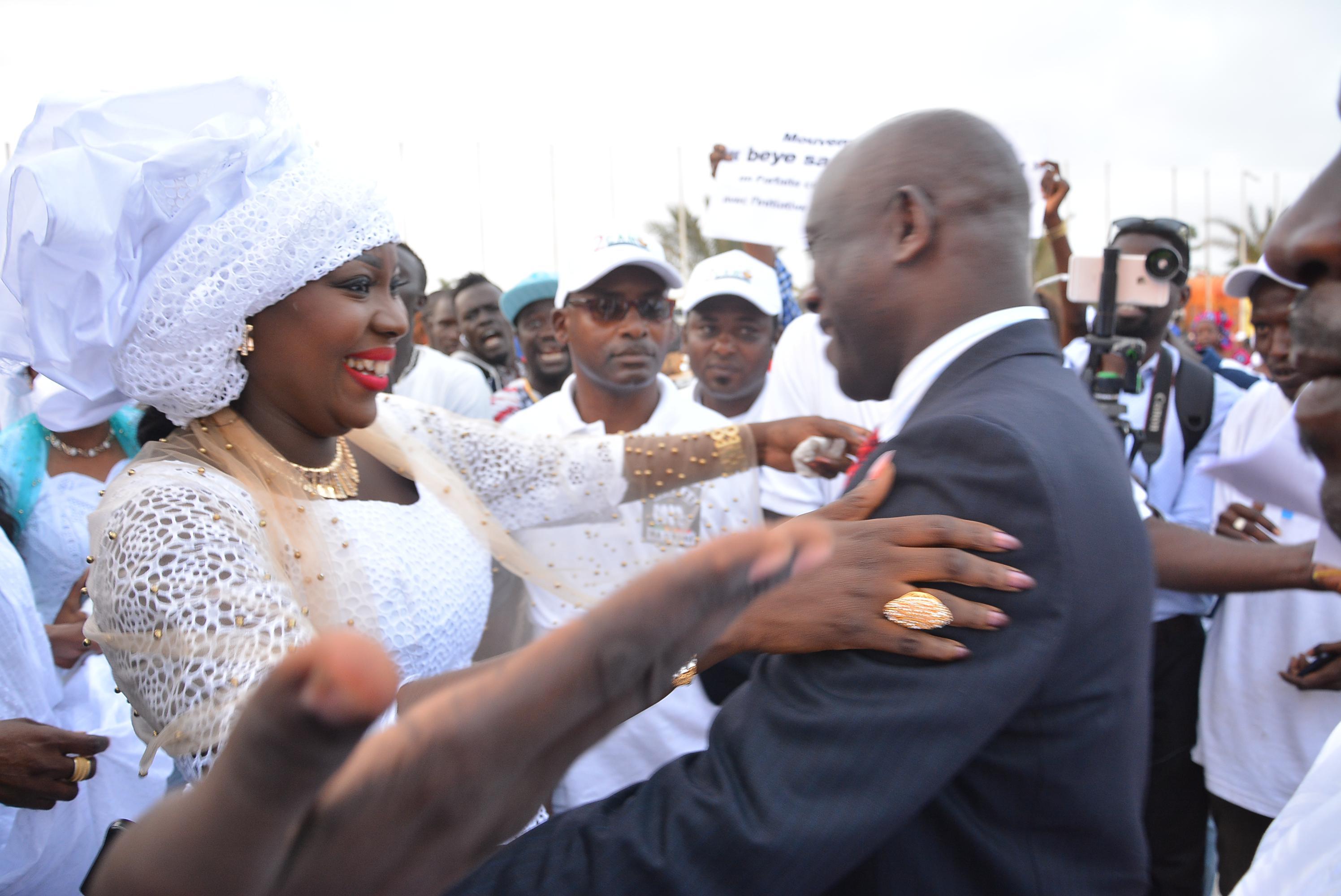 Adja Sy lance 2CAM pour la victoire de Benno et la réélection de Macky Sall