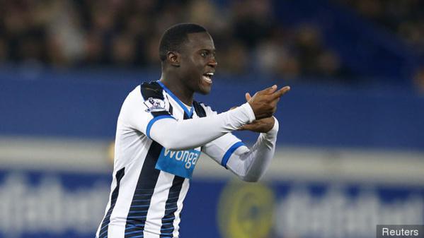 NEWCASTLE: Les dirigeants des "Magpies" veulent diminuer le salaire de Saivet
