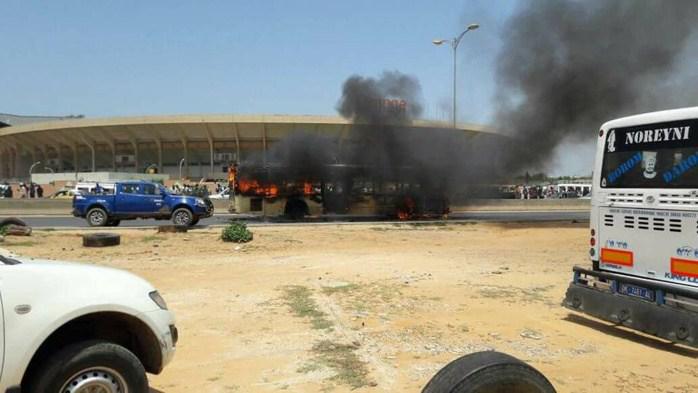 Bus incendié : Un employé de la mairie de Grand Yoff arrété