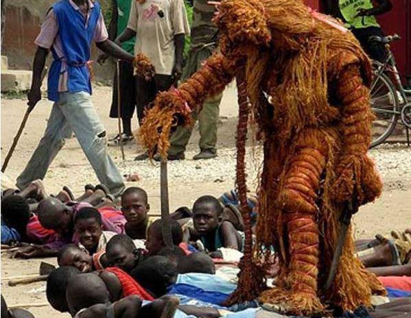 Mbour : Le Kankourang tue un jeune de 17 ans et saccage une clinique