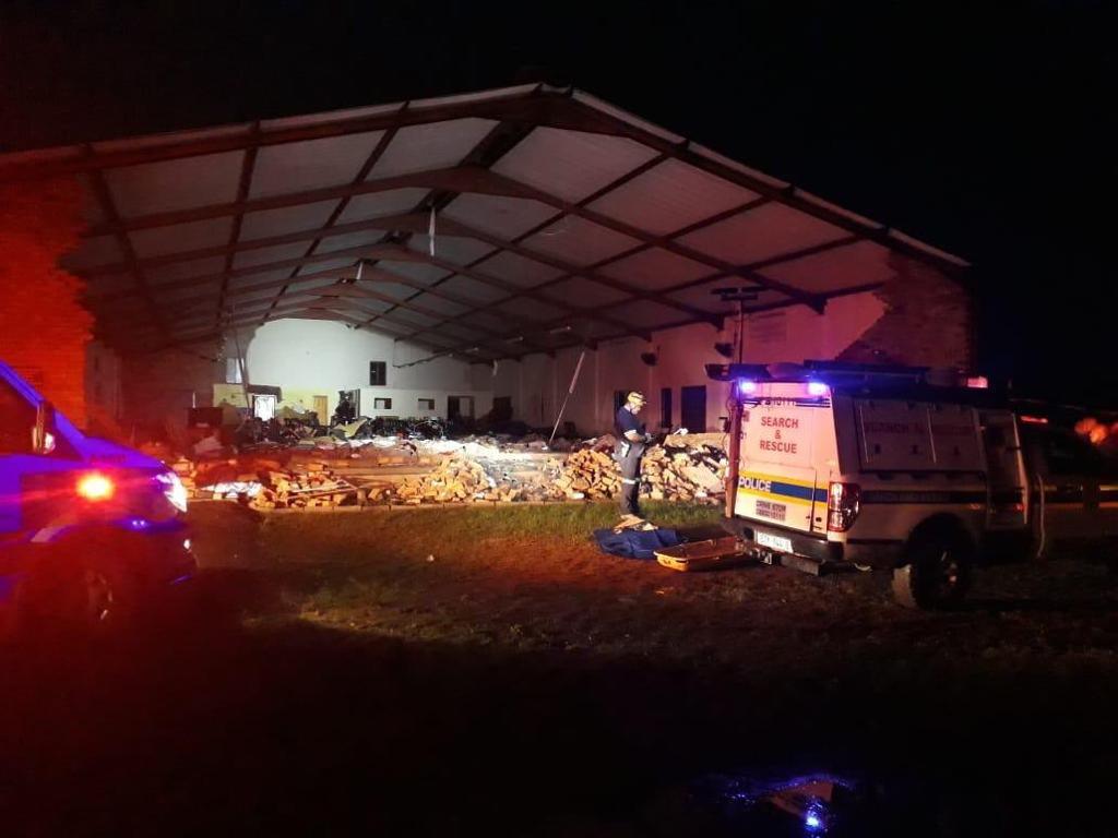 13 morts après la chute du toit d'une église
