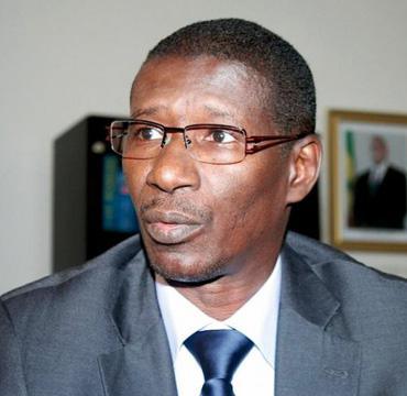 Macky recase Mary Teuw Niane