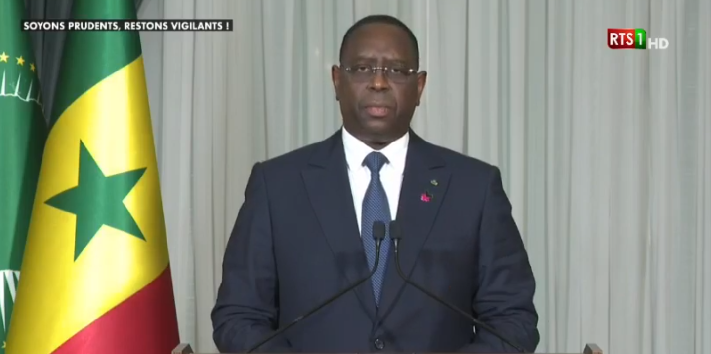 Macky Sall lance un appel à ‘’la continuité des enseignements’’ scolaires