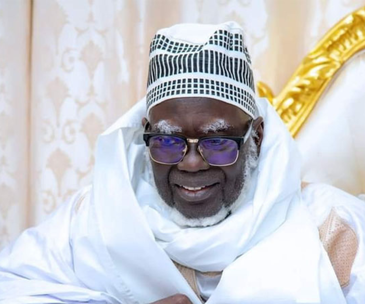 Serigne Mountakha dissout « la police religieuse » et renforce la police d’État