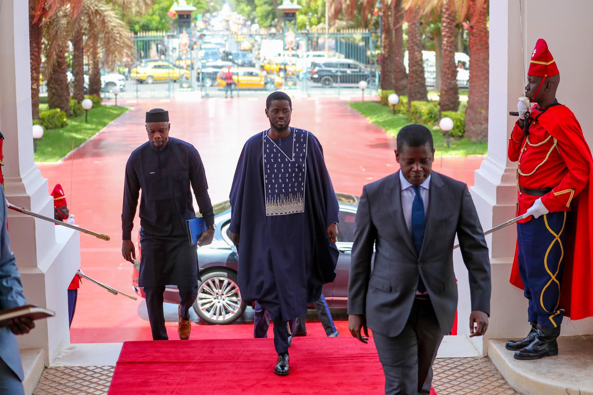 Palais de la République : Macky Sall a rencontré son successeur Bassirou Diomaye Faye