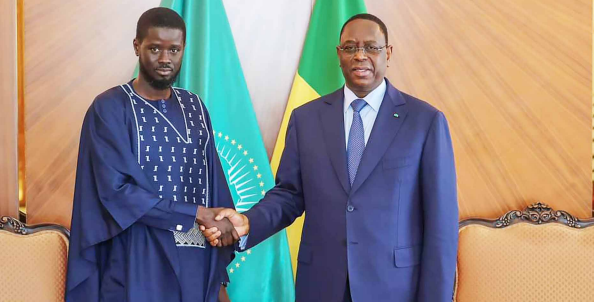 AUDIENCE AU PALAIS : Macky Sall et Bassirou Diomaye Faye ont discuté en profondeur des grands dossiers de l’État
