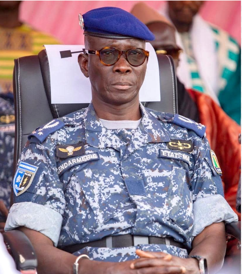 HAUT COMMANDANT DE LA GENDARMERIE NATIONALE : Le général Moussa Fall relevé de ses fonctions