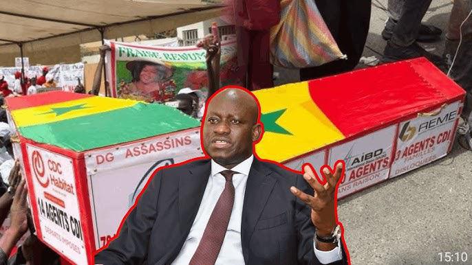 1er Mai tendu : Abass Fall, le ministre du Travail hué lors de la fête du travail