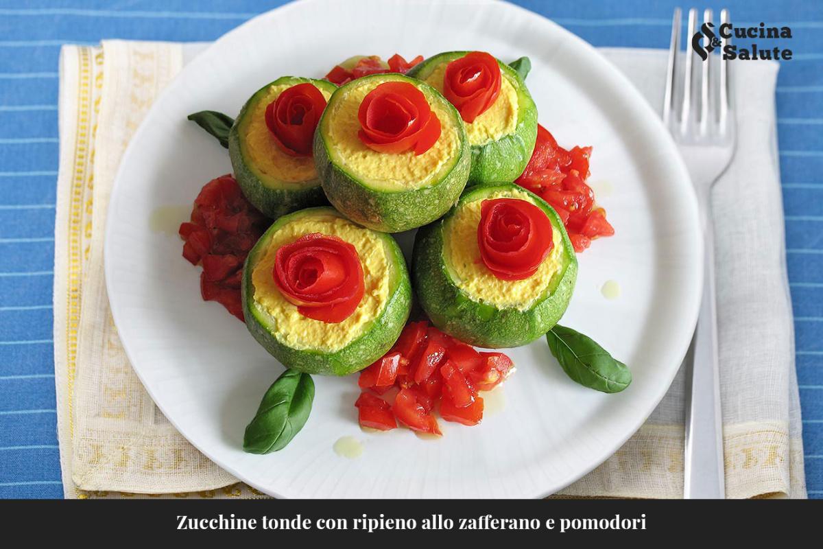  Zucchine tonde con ripieno allo zafferano e pomodori