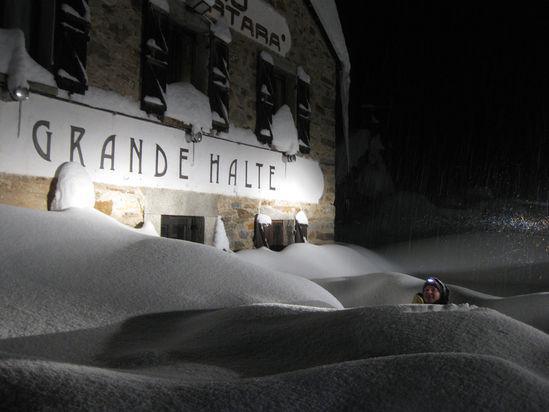  Hut/Refuge Grande Halte “Città di Mortara” - Alagna Valsesia