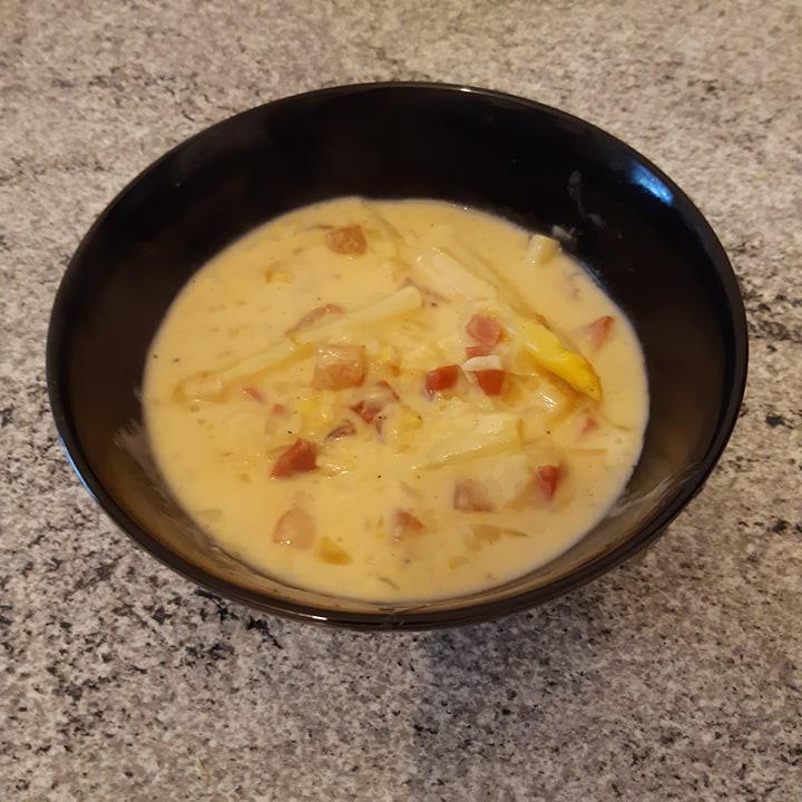 Pasta agli asparagi e speck Pasta agli asparagi e speck