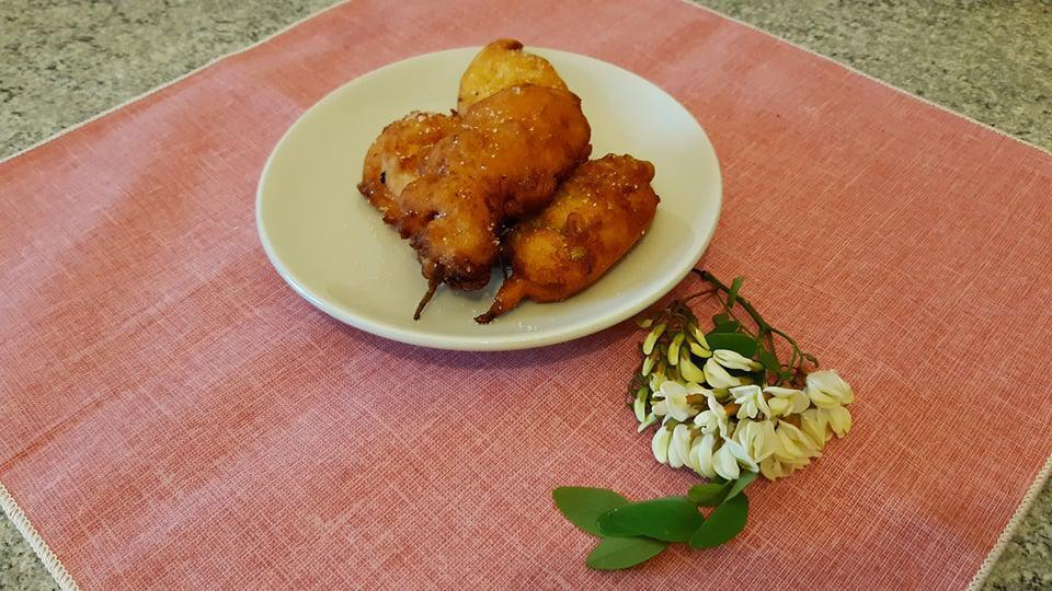 Frittelle di fiori d'acacia Frittelle di fiori d'acacia
